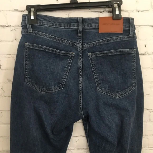 π βοΈ π Back to School in Style!! π« βοΈ π Lucky Brand Jeans - Picture 3 of 6